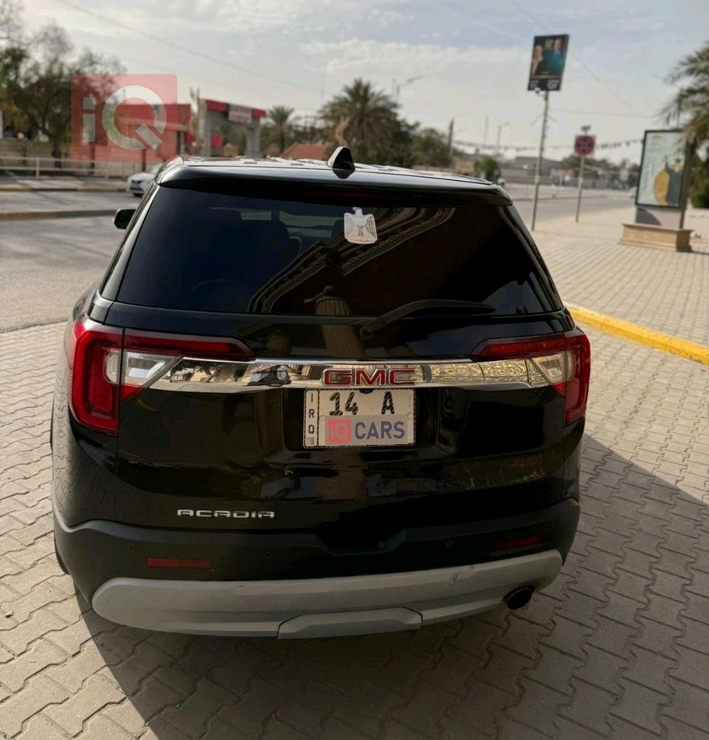 جي ام سي اكاديا